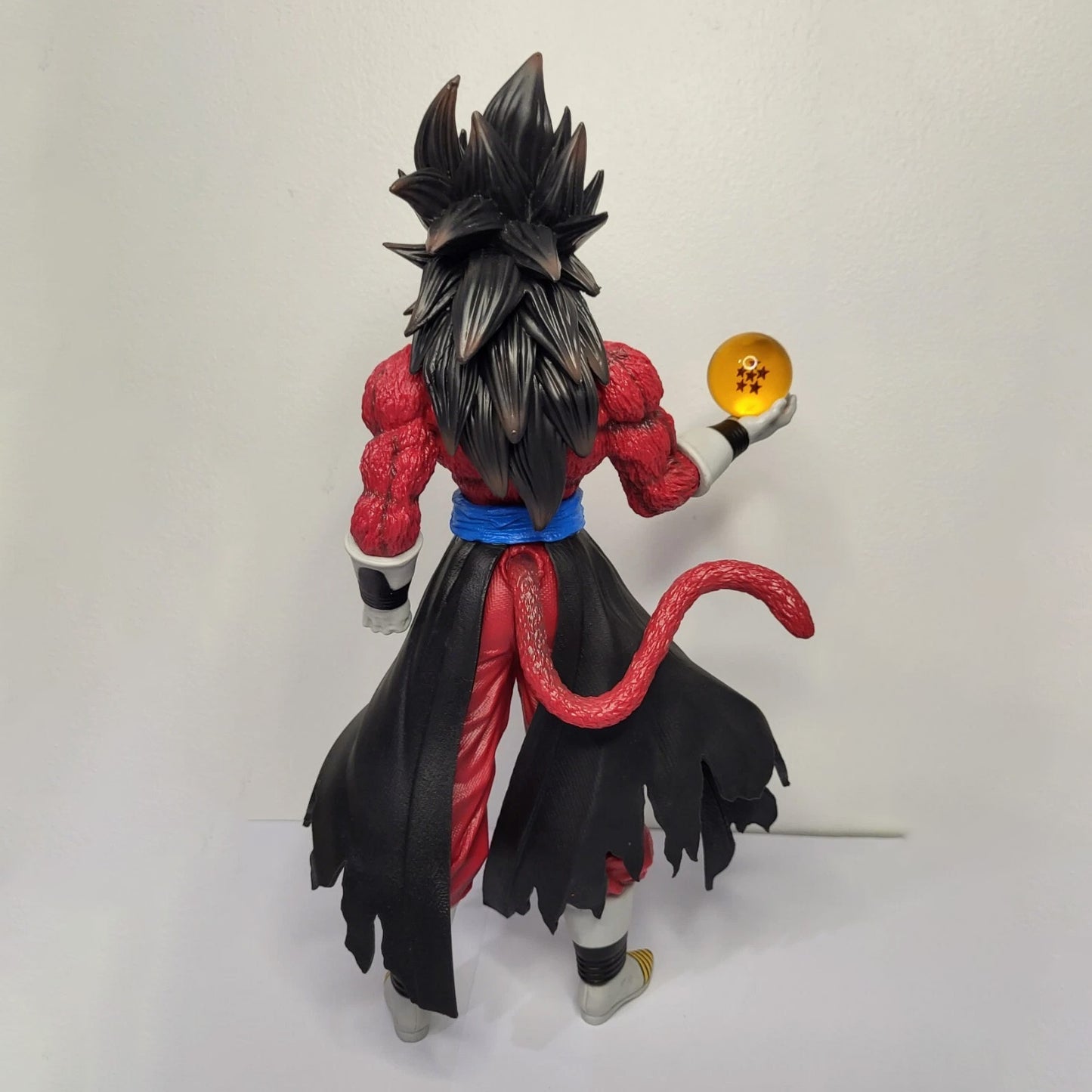 Figurine Dragon Ball GT Goku Super saiyan 4 / SSJ4 - ShonenCollect