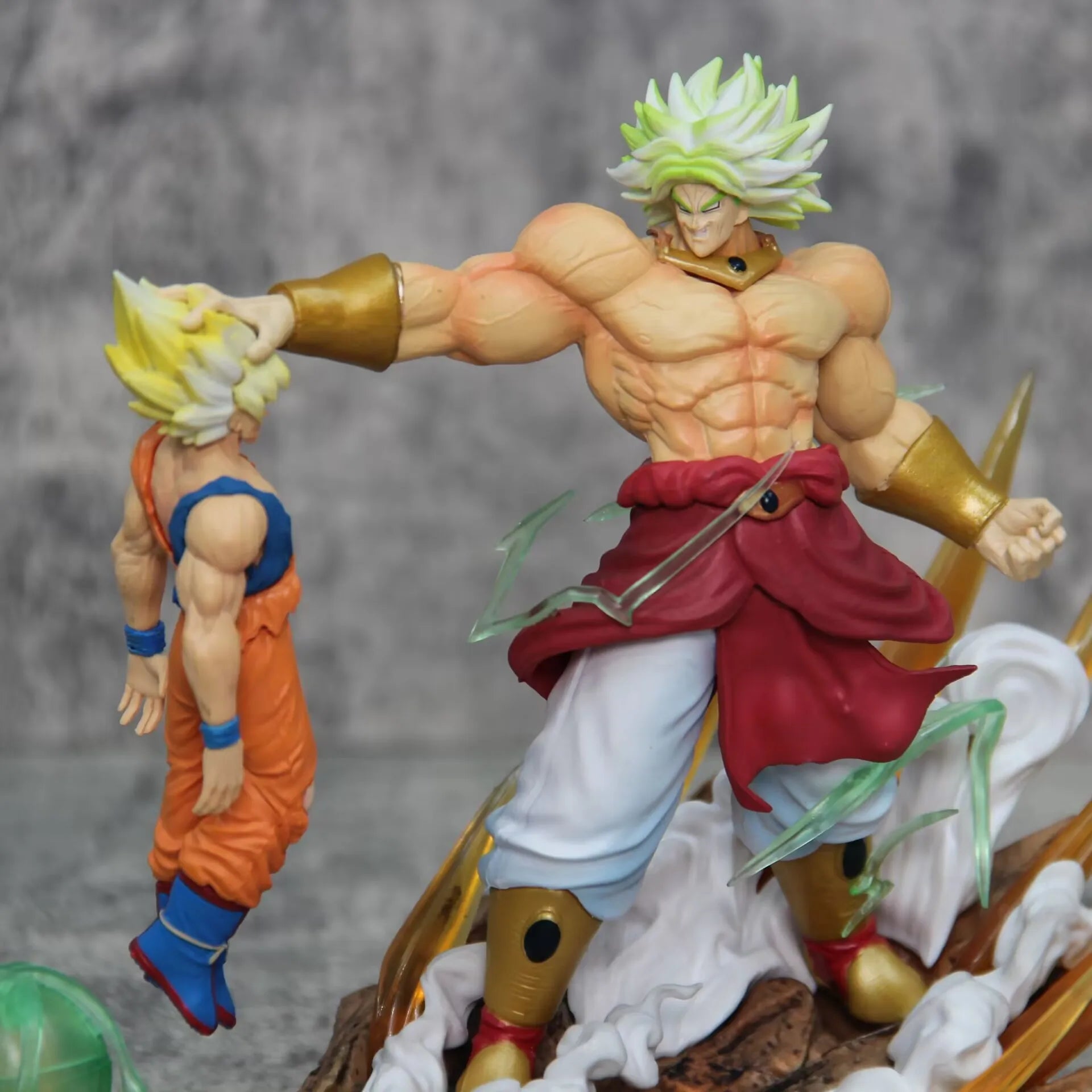 Figurine Dragon Ball Z Goku vs Broly - ShonenCollect