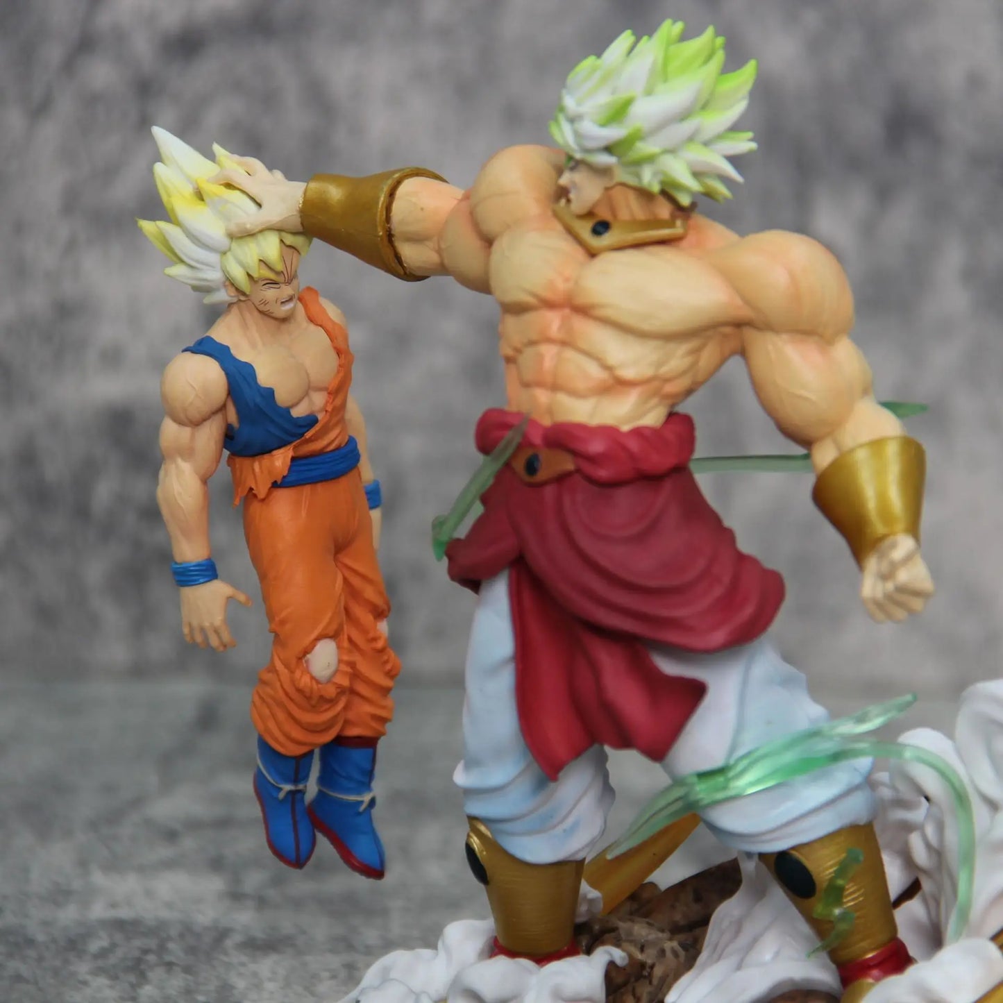 Figurine Dragon Ball Z Goku vs Broly - ShonenCollect