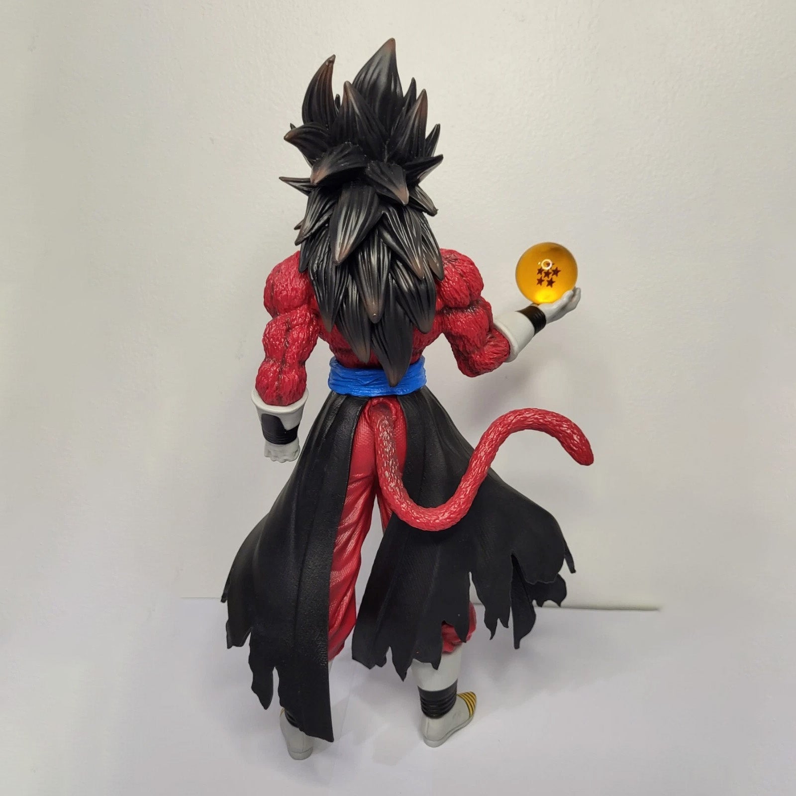 Figurine Dragon Ball GT Goku Super saiyan 4 / SSJ4 - ShonenCollect